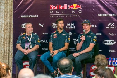 Дэниэль Риккардо и Макс Ферстаппен прибыли в Баку для участия в гонке Формула-1