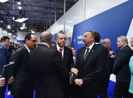 Prezident İlham Əliyev NATO Sammitinin açılışında iştirak edib