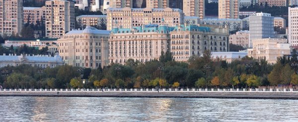 Four Seasons Hotel Baku “Condé Nast Traveler’s 2016”oxucuların seçimi mükafatına layiq görülüb
