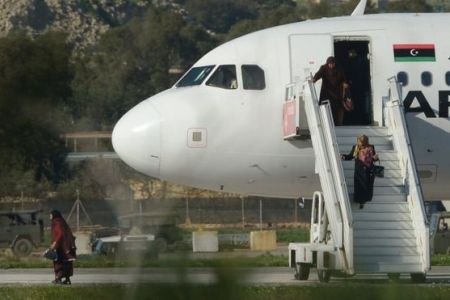 Захватчики ливийского самолета сдались властям Мальты [Обновлено]