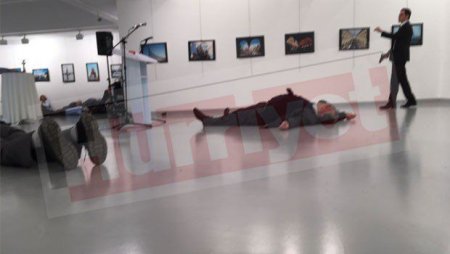 В Анкаре напали на российского посла, сообщили турецкие СМИ [Обновлено]