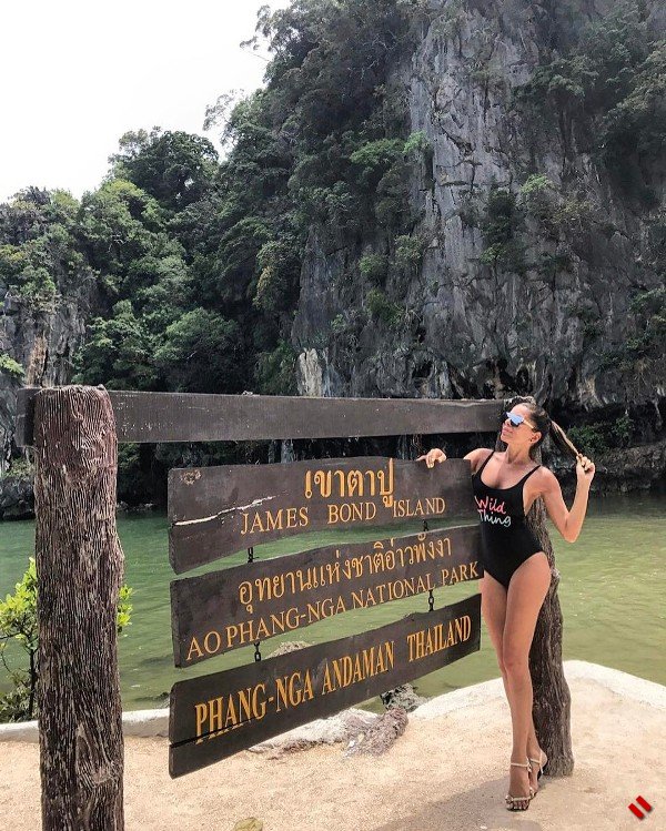 Model Kamilla Babayeva Tailandda dincəlir