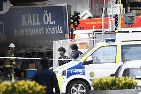 Stokholmda terror aktı nəticəsində ölənlərin sayı 4-ə çatıb, 15 nəfər yaralanıb