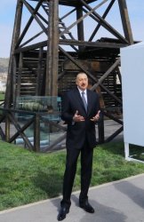 Президент ознакомился с первой в мире промышленной скважиной на месторождении "Бибиэйбат" после реконструкции