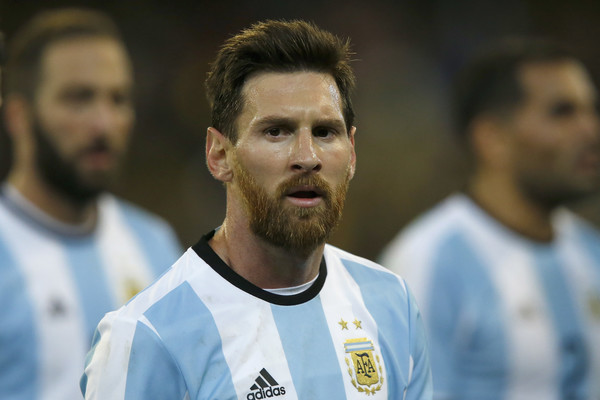 Messinin xet-triki Argentina yığmasını "DÇ-2018"ə yüksəltdi