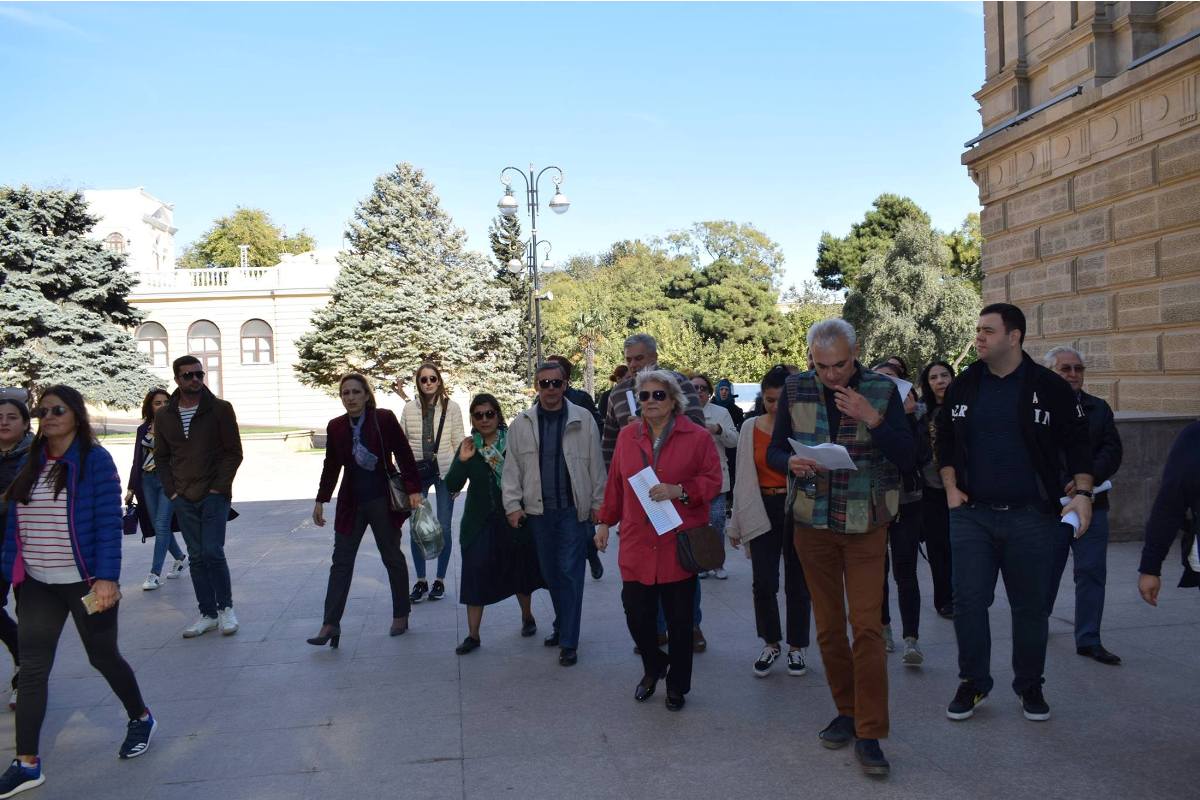 Fantazia festivalı çərçivəsində ekskursiya turları və açıq qapı günləri keçirilib / German heritage on Baku architecture