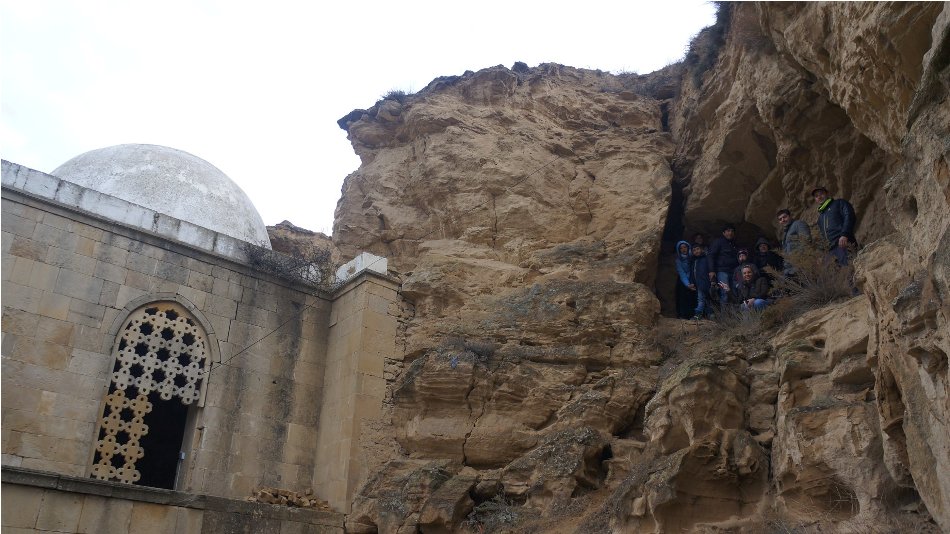 Трекинг к суфийским пещерам и средневековым объектам в районе Маразы-Шамахи