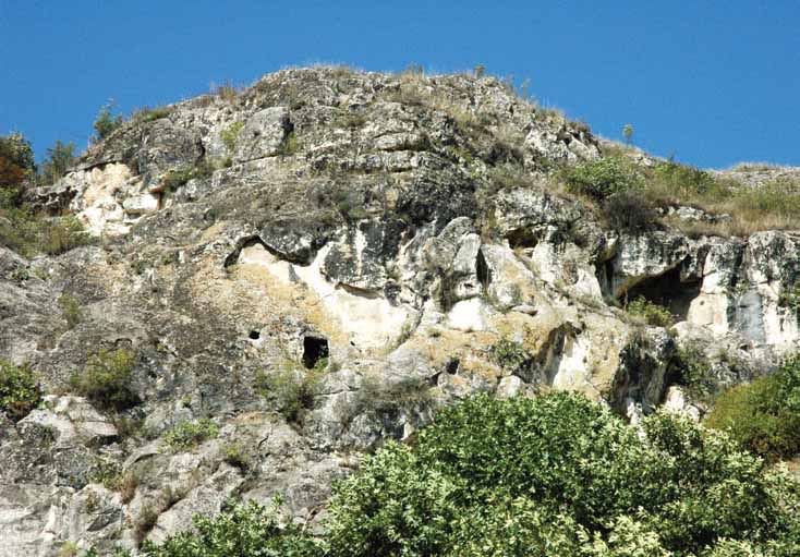 К пещере Дамджылы проводится новая дорога