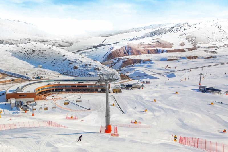 Туристический центр "Шахдаг" объявил лыжный сезон открытым