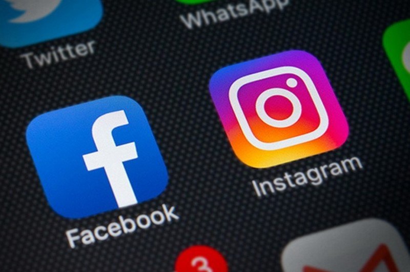 Facebook   