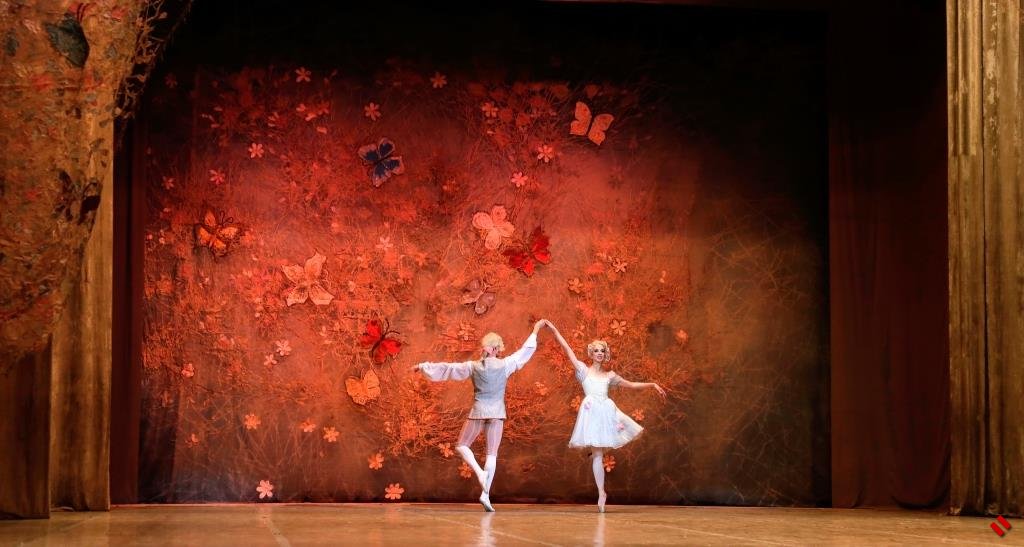 "Щелкунчик" на сцене Театра Оперы и балета в Баку