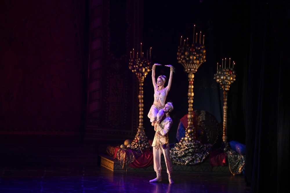 В Болгарии поставлен балет Фикрета Амирова "Тысяча и одна ночь"