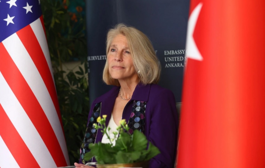 Карен Донфрид: Мы признаем законные обеспокоенности Турции, касающиеся терр ...