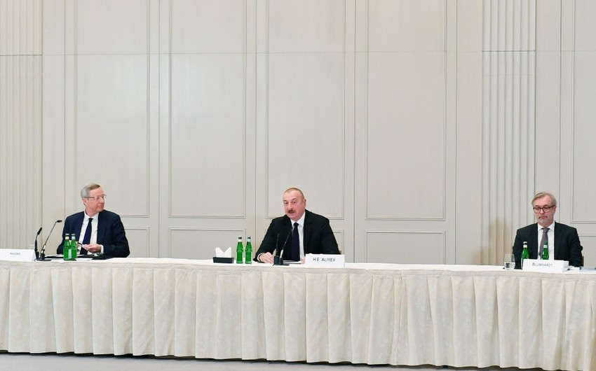 Президент: "Зеленая" энергия из Азербайджана скоро будет иметь не меньшую важность, чем природный газ