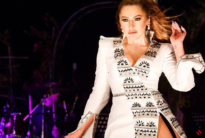 Tan?nm?? t?rk m???nnisi Hadise yenid?n Bak?da konsert ver?c?k