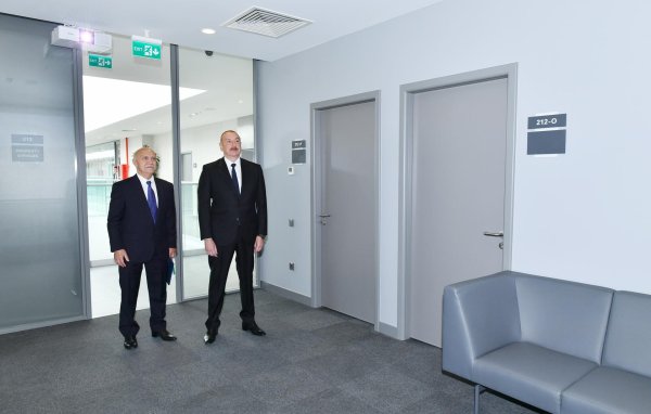 Президент принял участие в церемонии открытия первого этапа Алятской свободной экономической зоны Президент принял участие в церемонии открытия первого этапа Алятской свободной экономической зоны