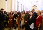 Mehriban Əliyeva və Leyla Əliyeva Parisdə dünya şöhrətli fotoqrafın Azərbaycana həsr olunan fotosərgisinin təqdimatında iştirak ediblər