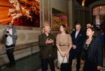 Mehriban Əliyeva və Leyla Əliyeva Parisdə dünya şöhrətli fotoqrafın Azərbaycana həsr olunan fotosərgisinin təqdimatında iştirak ediblər
