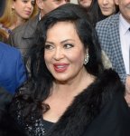 Türkan Şoray və qızı Bakıda film təqdim etdilər 