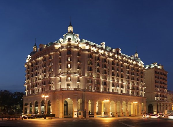 Four Seasons Hotel Baku “Condé Nast Traveler’s 2016”oxucuların seçimi mükafatına layiq görülüb