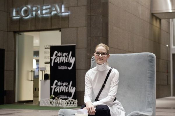 Leoni Mergenin “Qarabağ kolleksiyası” “L’Oreal Professionnel” brendinin illik tədbirində təqdim edilib