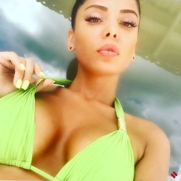 Model Kamilla Babayeva Tailandda dincəlir