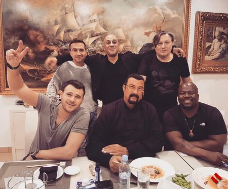 Hollivud ulduzu azərbaycanlı ifaçı ilə klip çəkdirib