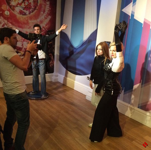 Nigar Camal London həyatından