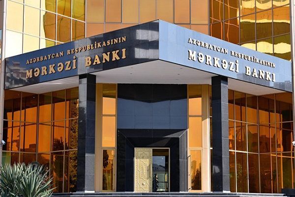 Mərkəzi Bank: Manatın əhəmiyyətli bahalaşaması bir sıra risklərə yol aça bilərdi