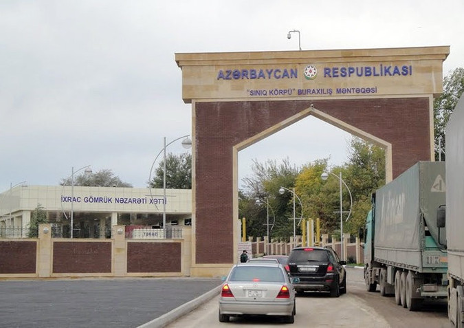 Сухопутные границы Азербайджана останутся закрытыми до 30 сентября