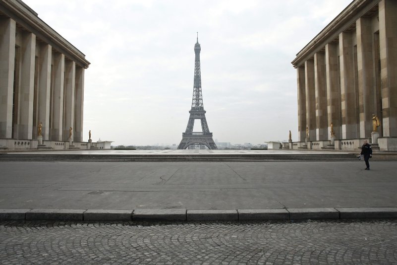 Глава МИД: Франция готова при необходимости помочь обеспечить безопасность Зеленского